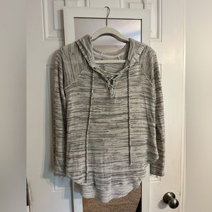 American Eagle Outfitters Sweater
